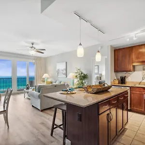 Holiday home Sapphire Sea At Laketown Wharf #1122 By Nautical Vacation, Panama City Beach