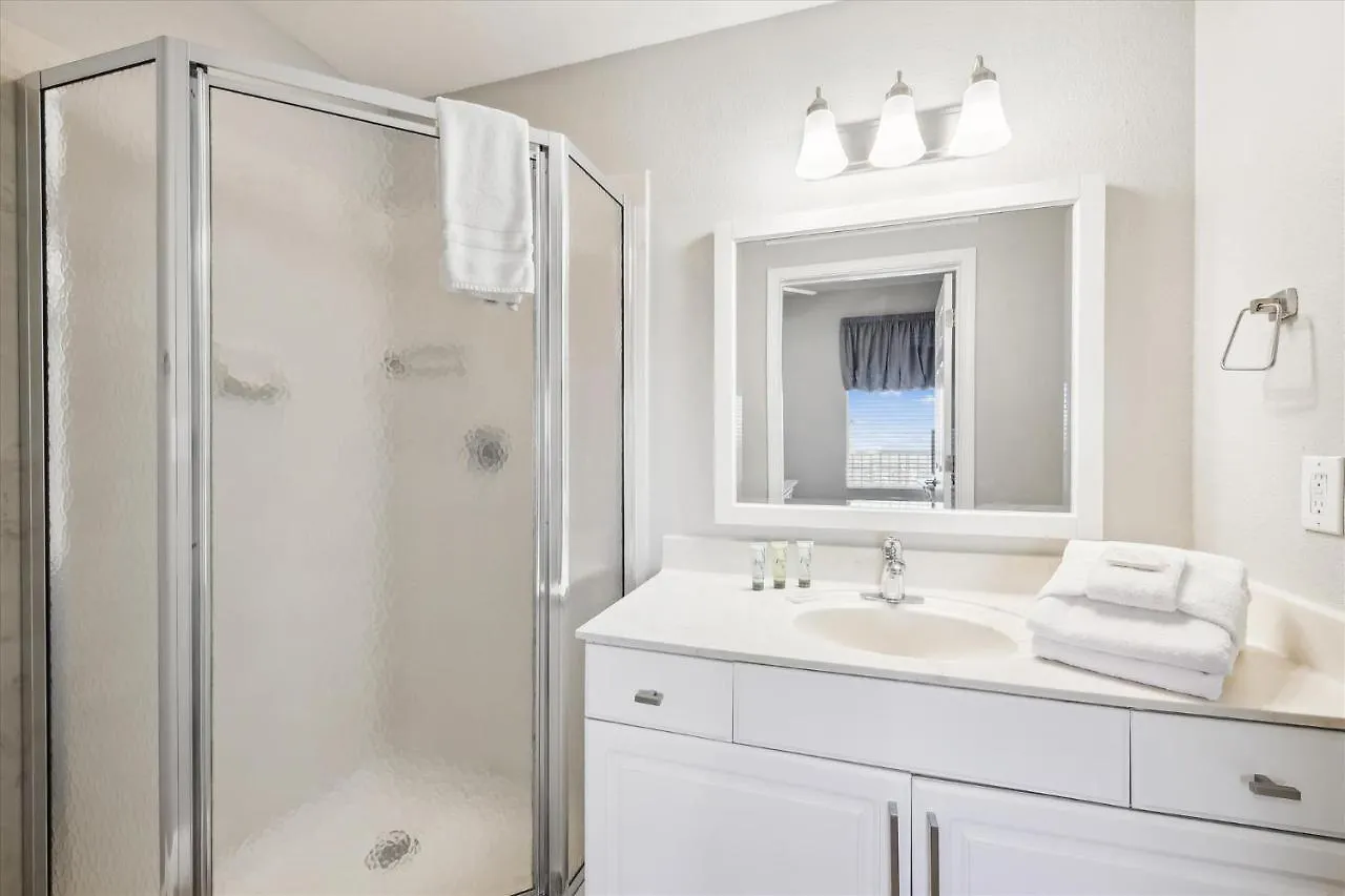 Gone Coastal - Tidewater Beach Resort #2410 By Book That Condo Panama City Beach Holiday home