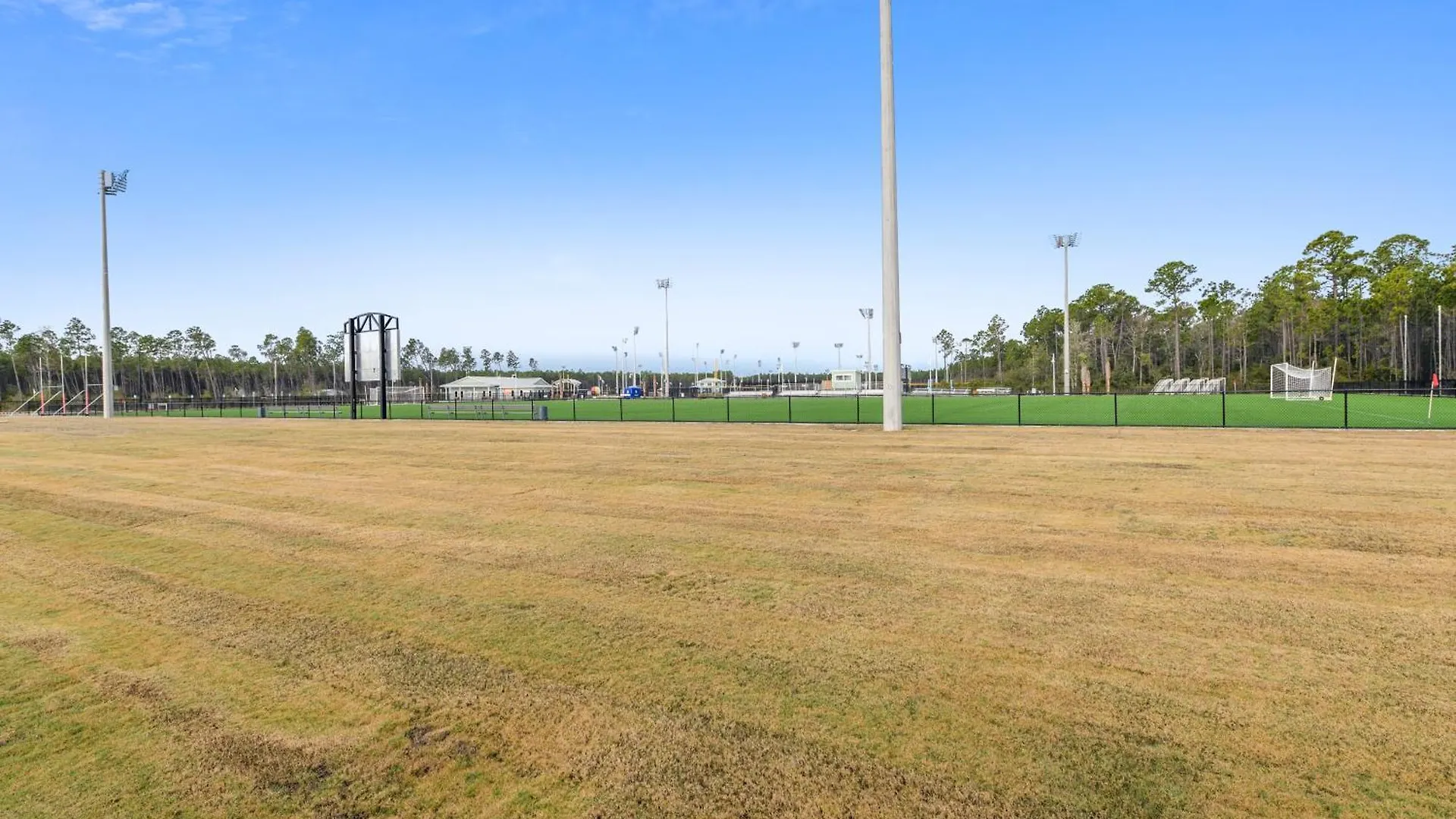 Gone Coastal - Tidewater Beach Resort #2410 By Book That Condo Panama City Beach Holiday home