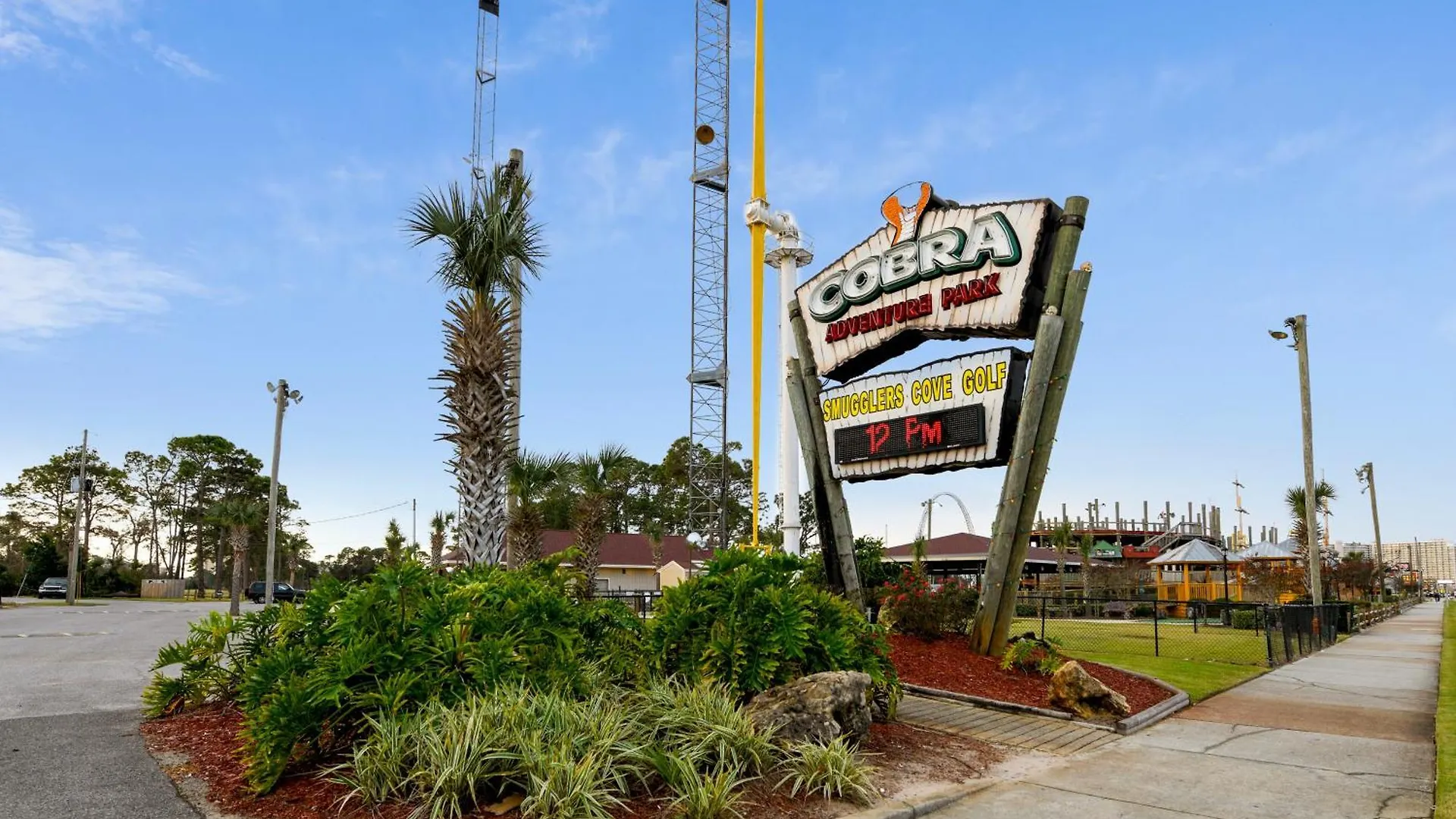 Gone Coastal - Tidewater Beach Resort #2410 By Book That Condo Panama City Beach 0*,